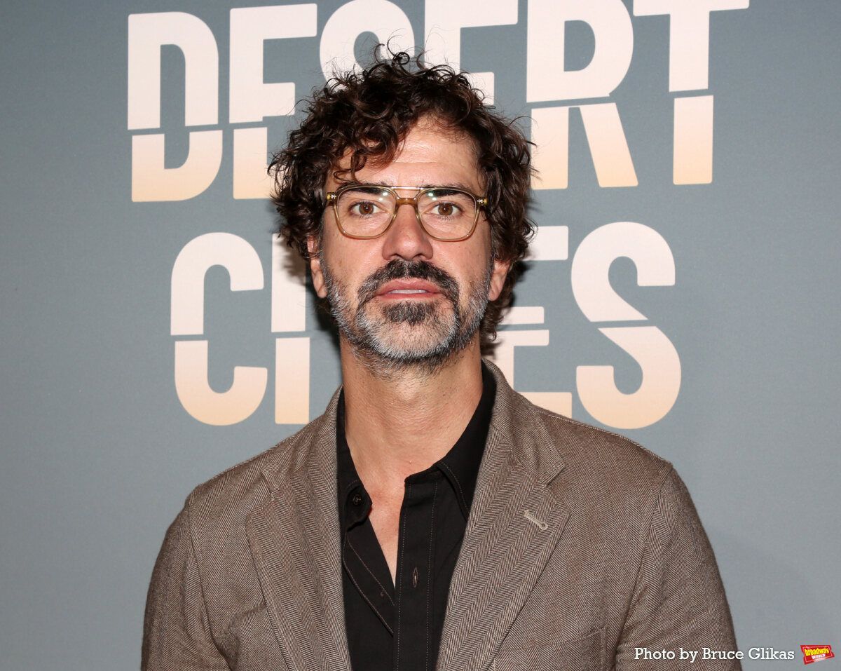 Photos: On the Opening Night Red Carpet for OTHER DESET CITIES — photo 11 of 62