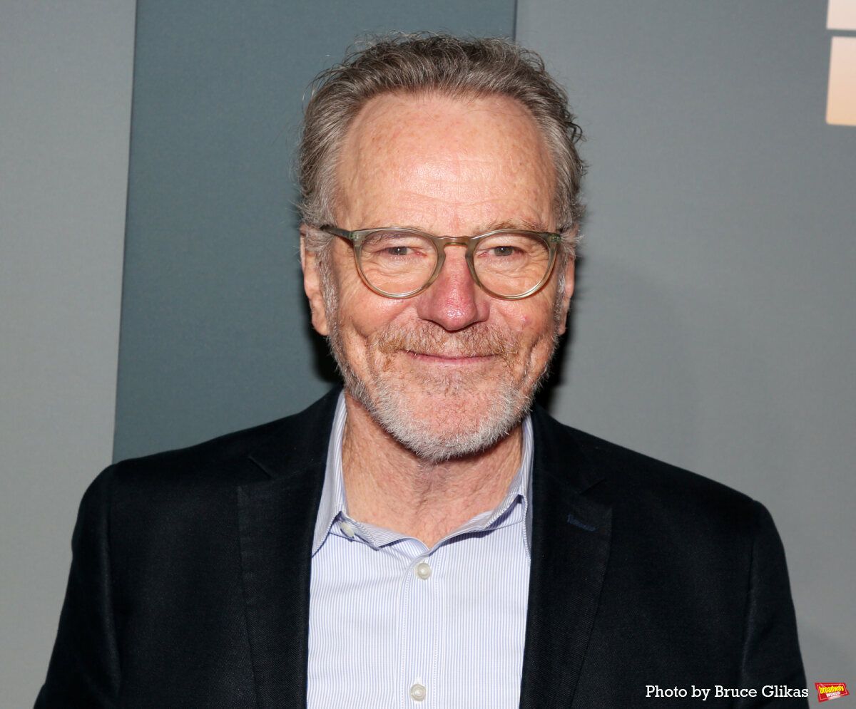 Photos: On the Opening Night Red Carpet for OTHER DESET CITIES — photo 18 of 62