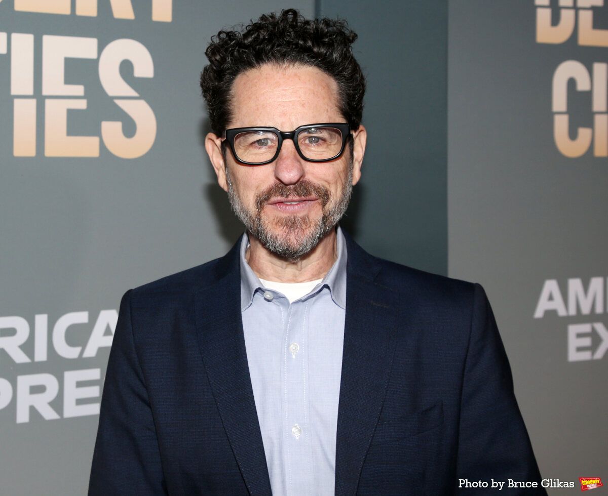Photos: On the Opening Night Red Carpet for OTHER DESET CITIES — photo 21 of 62