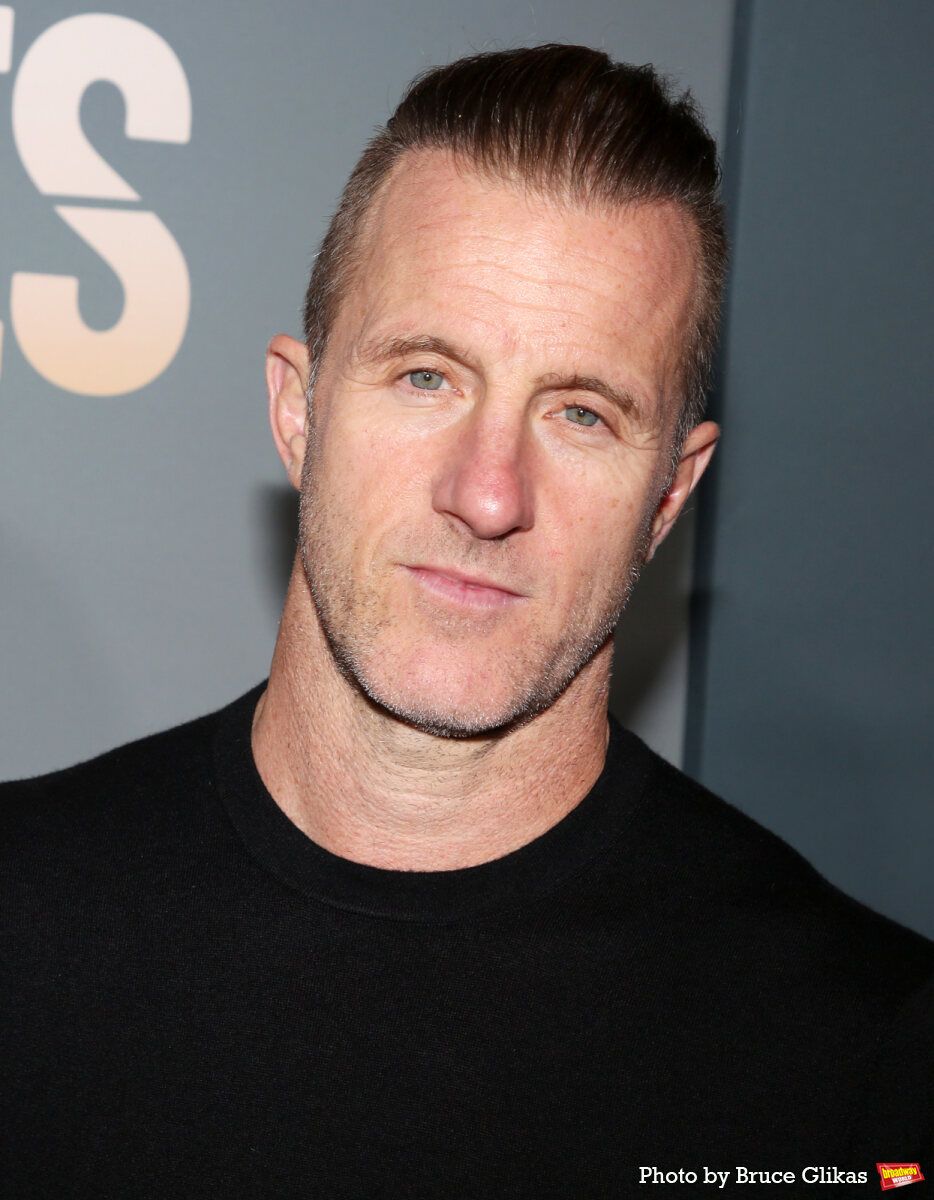 Photos: On the Opening Night Red Carpet for OTHER DESET CITIES — photo 42 of 62