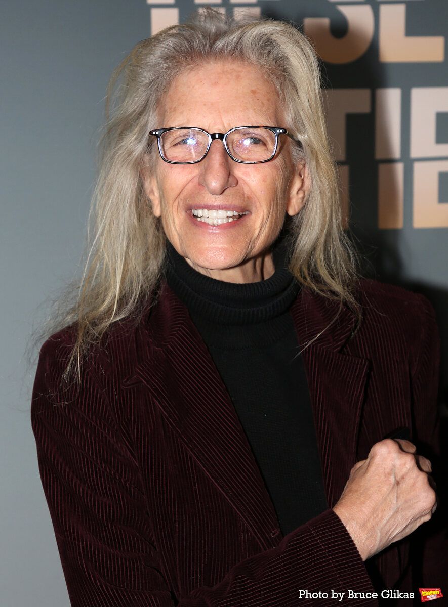 Photos: On the Opening Night Red Carpet for OTHER DESET CITIES — photo 45 of 62