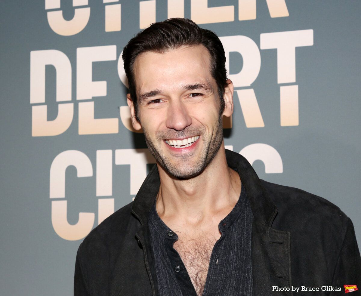 Photos: On the Opening Night Red Carpet for OTHER DESET CITIES — photo 62 of 62