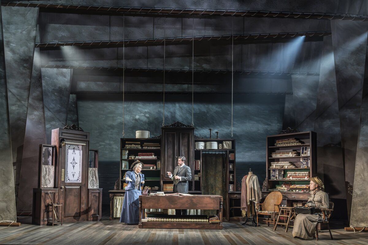 Photos: Jennifer Saunders and More in THE SEA at Theatre Royal Bath — photo 12 of 29