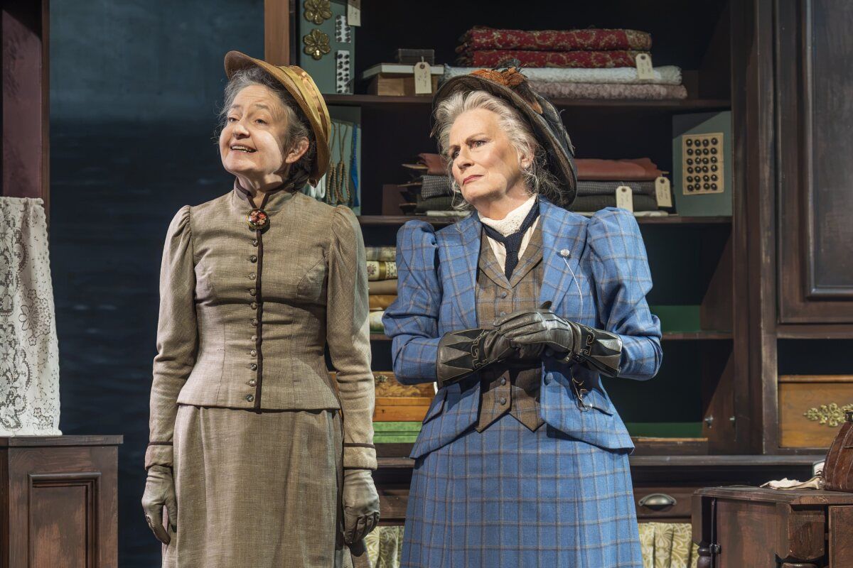 Photos: Jennifer Saunders and More in THE SEA at Theatre Royal Bath — photo 13 of 29