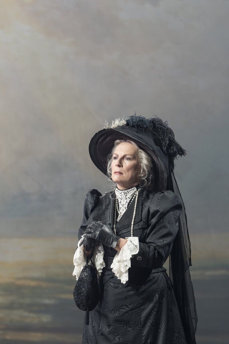 Photos: Jennifer Saunders and More in THE SEA at Theatre Royal Bath — photo 15 of 29
