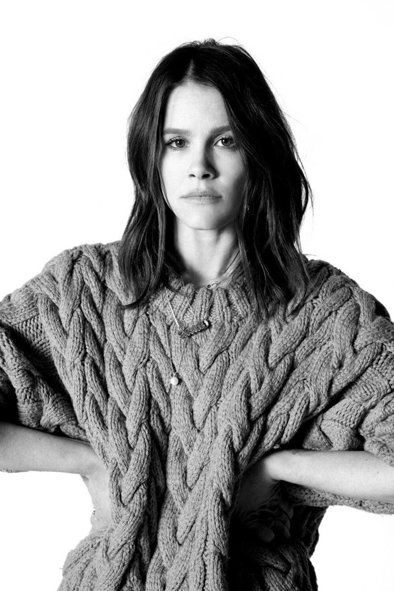 Sosie Bacon to Star in MGM+ Series THE BLACK TAPES Image