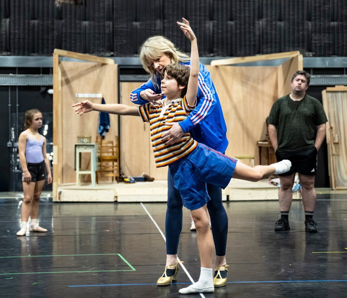 Photos: BILLY ELLIOT THE MUSICAL UK and Ireland Tour in Rehearsal — photo 4 of 16