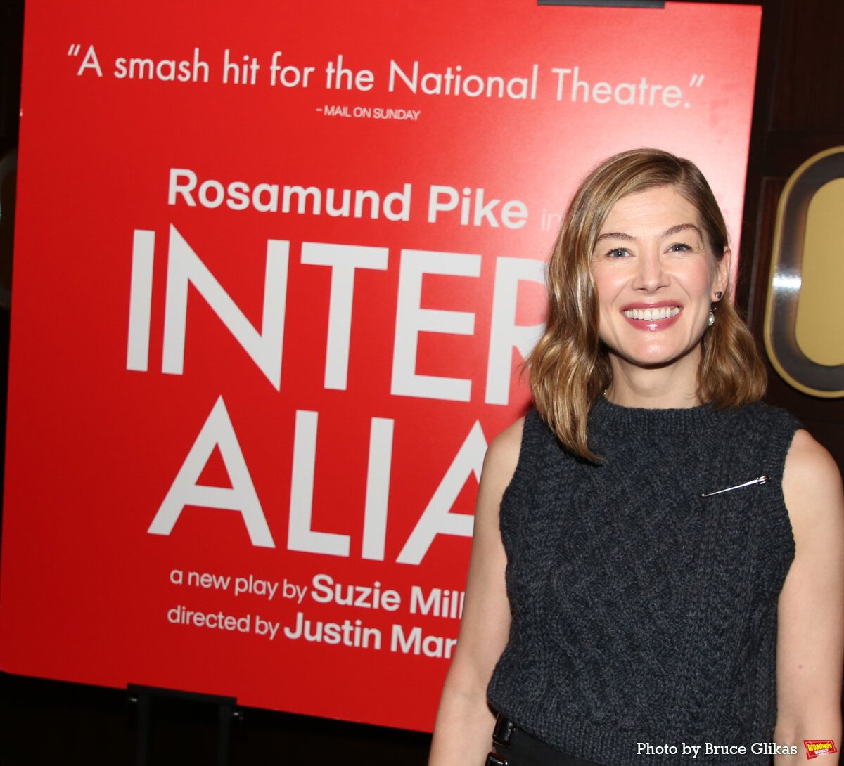 Photos: Rosamund Pike & the Cast of INTER ALIA Meet the Press — photo 3 of 16