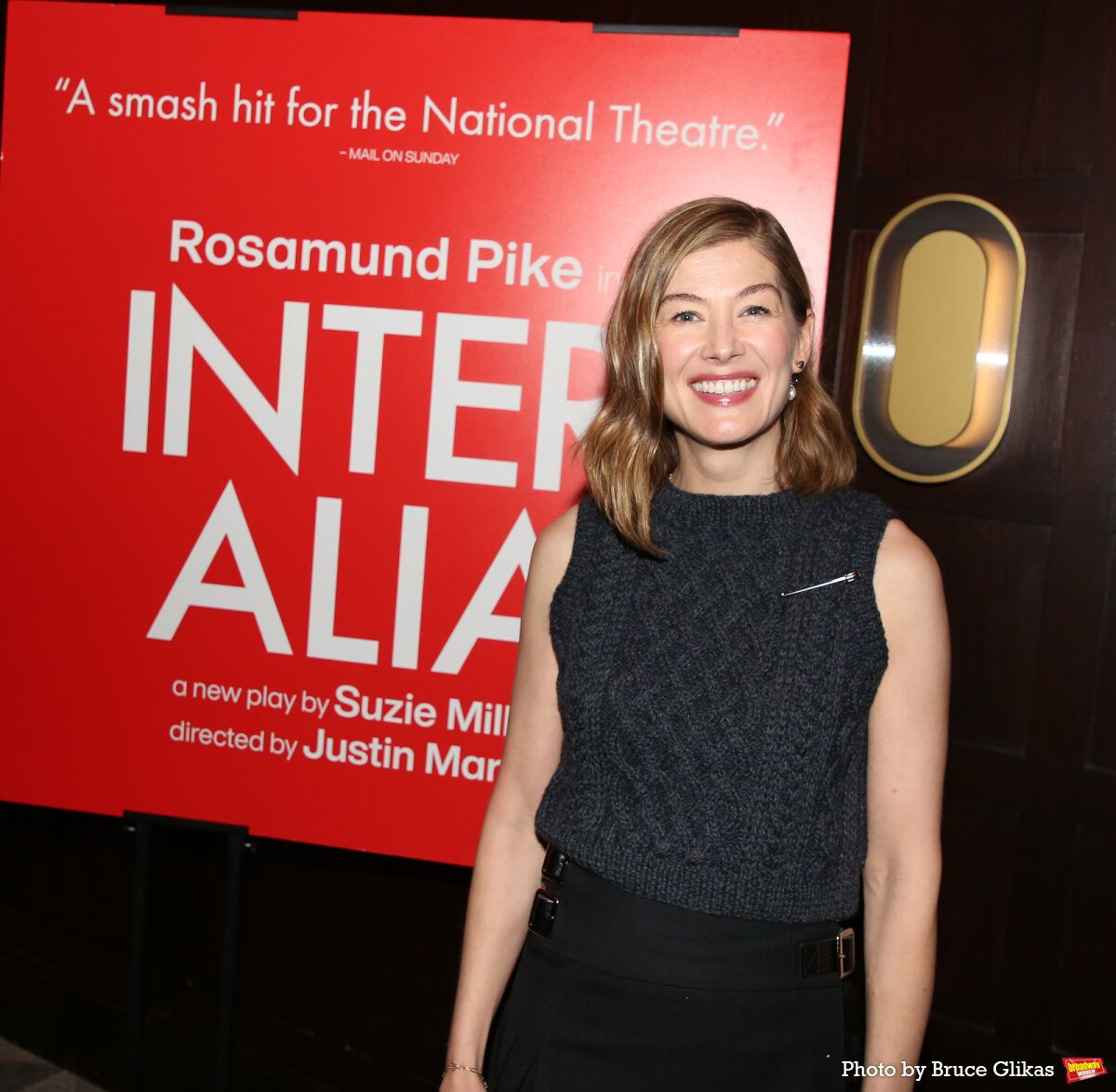 Photos: Rosamund Pike & the Cast of INTER ALIA Meet the Press — photo 14 of 16