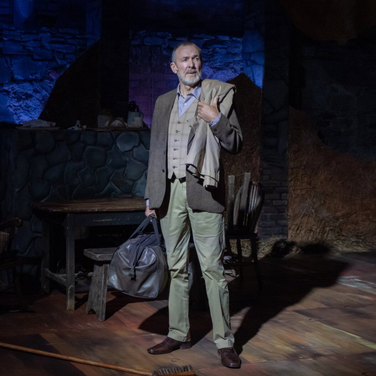 Photos: PARCEL FROM AMERICA: THE IRISH MUSICAL at Theatre Row — photo 1 of 6
