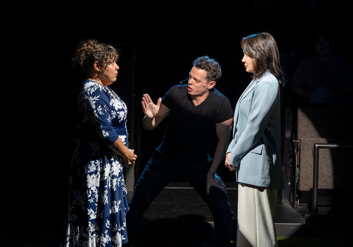 Photos: Katrina Lenk and More in ADIRONDACK CHAIR CIRCLE at Steppenwolf Theatre — photo 2 of 21