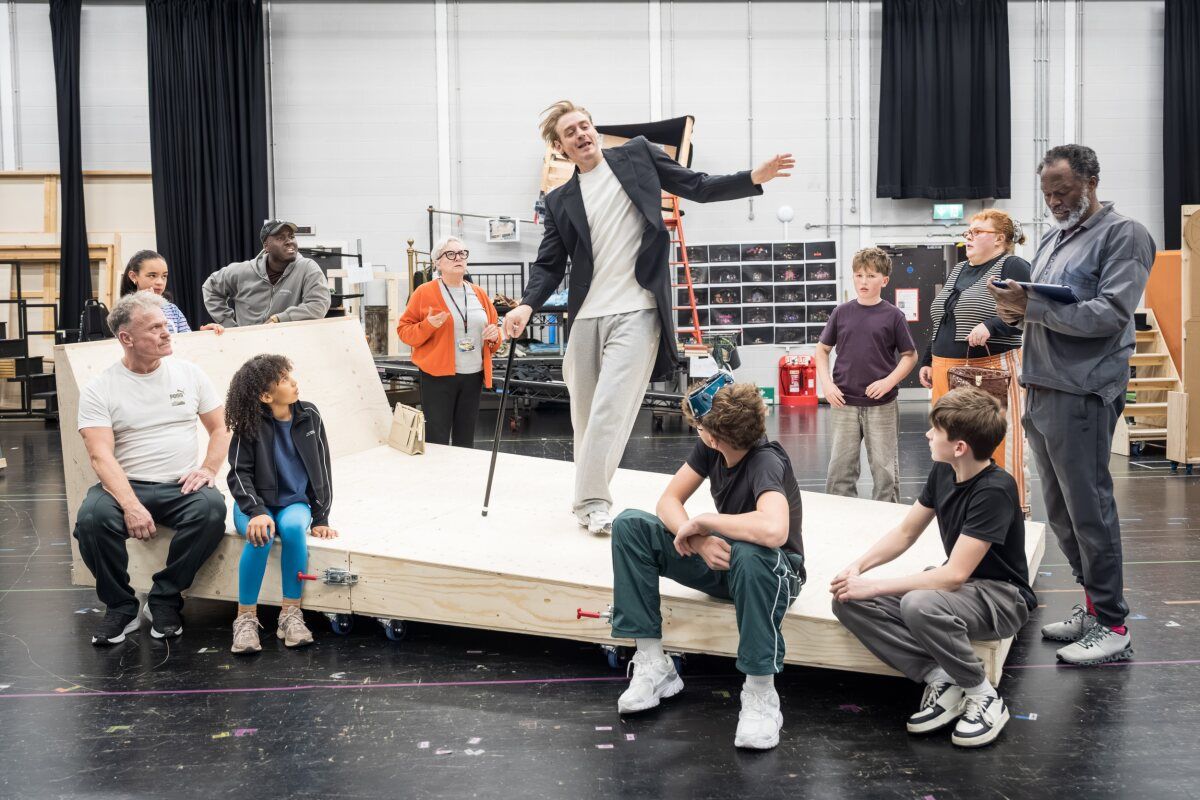 Photos: CHARLIE AND THE CHOCOLATE FACTORY In Rehearsal at Curve Leicester — photo 14 of 21