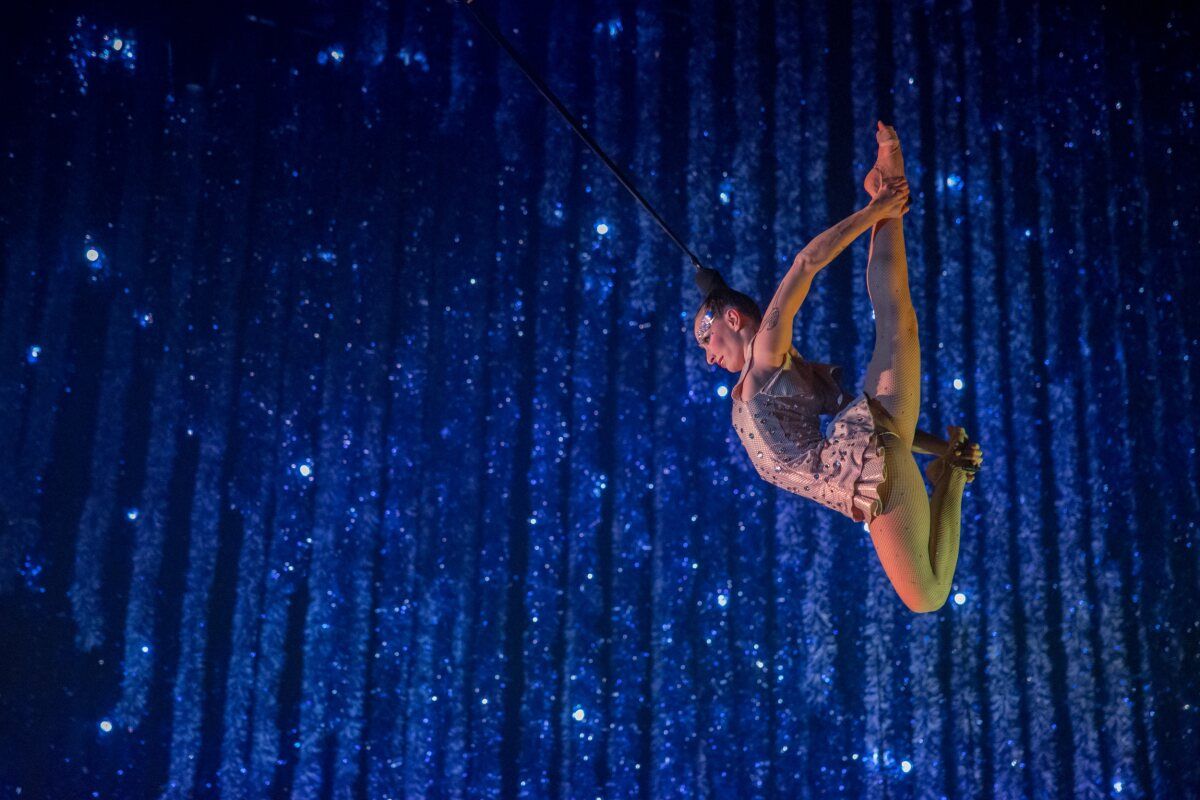 Photos: 'TWAS THE NIGHT BEFORE... Will Open at the Fox Theatre in December — photo 1 of 10