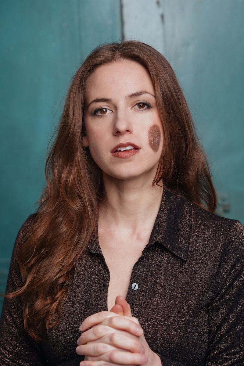 Chloe Radcliffe: Eyes Down Here Now Streaming on Comedy Central Image