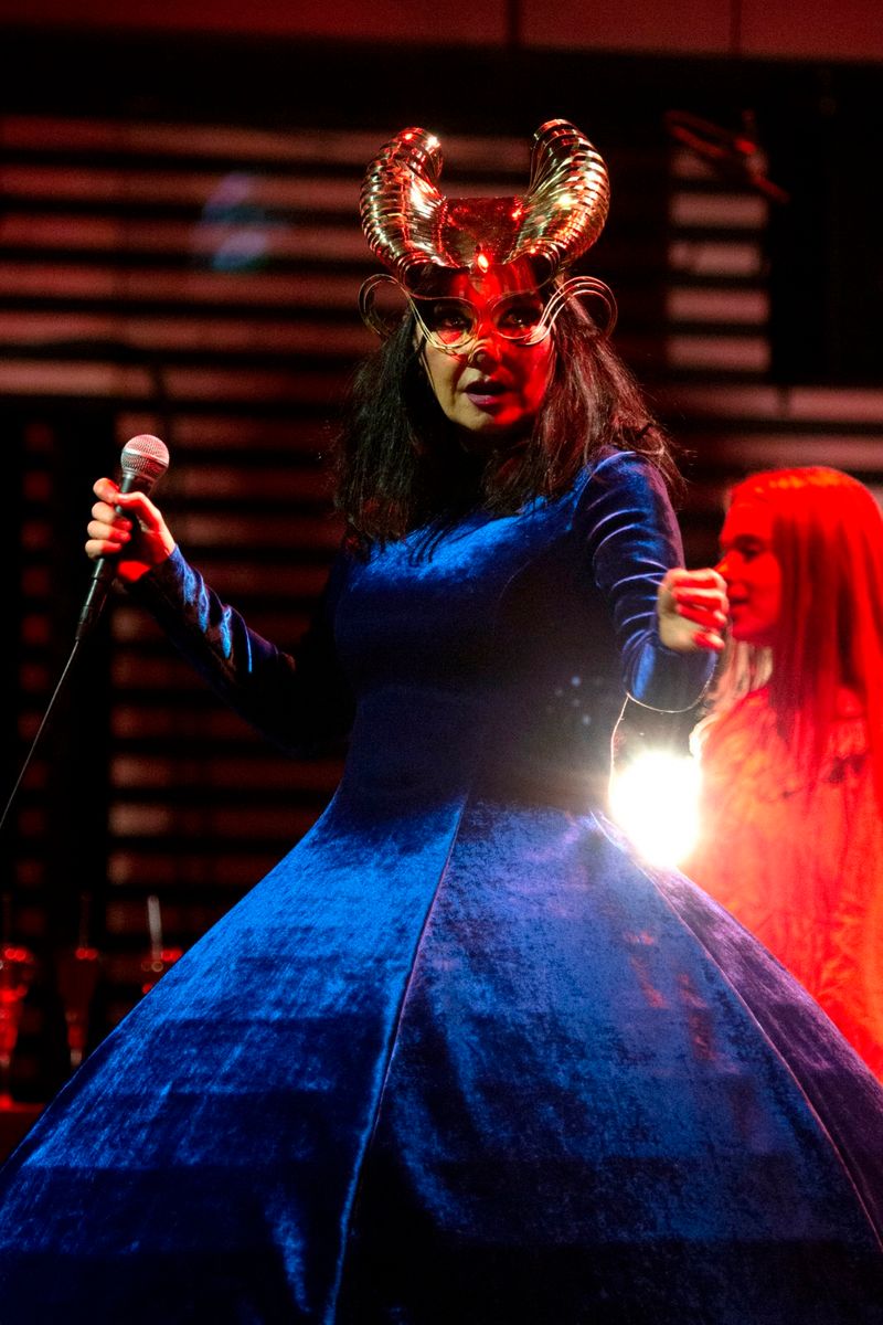 Photos: Björk & Hamrahlíð Choir Release WHERE IS THE LINE (LIVE AT HARPA HALL) — photo 6 of 7