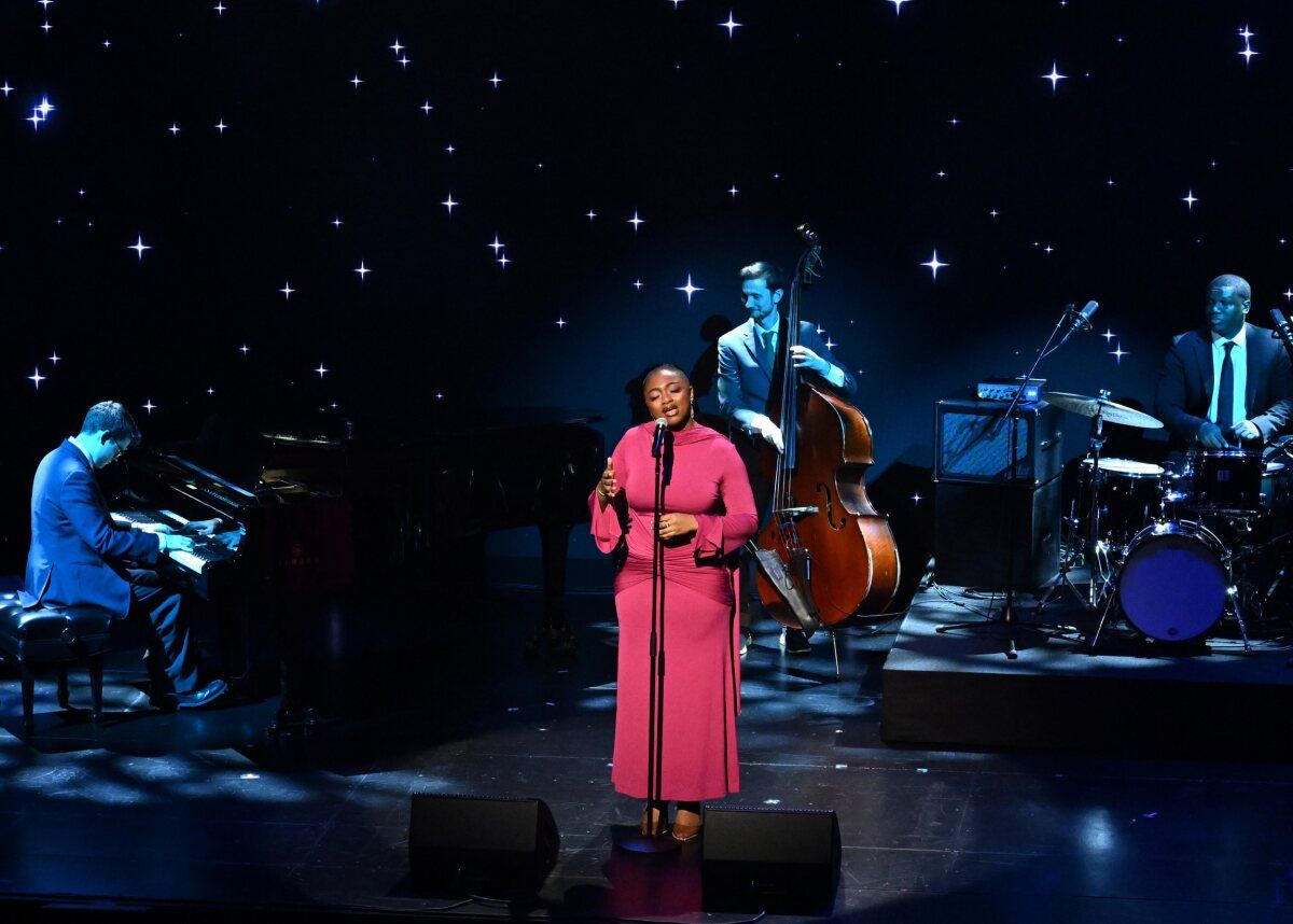 Video: Watch Ariana DeBose & More Perform at PAC NYC ICONS OF CULTURE GALA Image