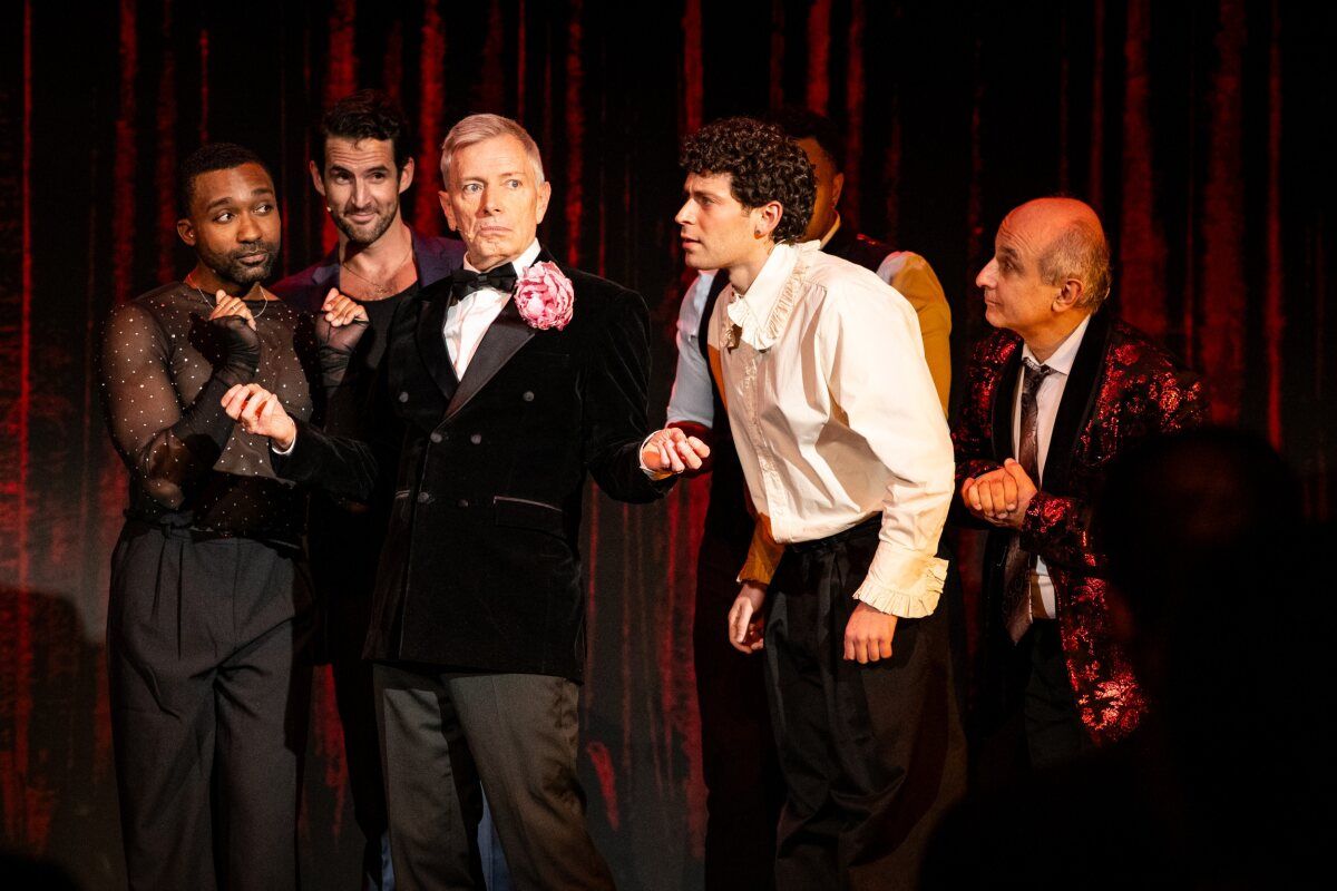 Photos & Video: Inside Tectonic Theater Project's A TECTONIC CABARET, Hosted by Jenn Colella — photo 6 of 7
