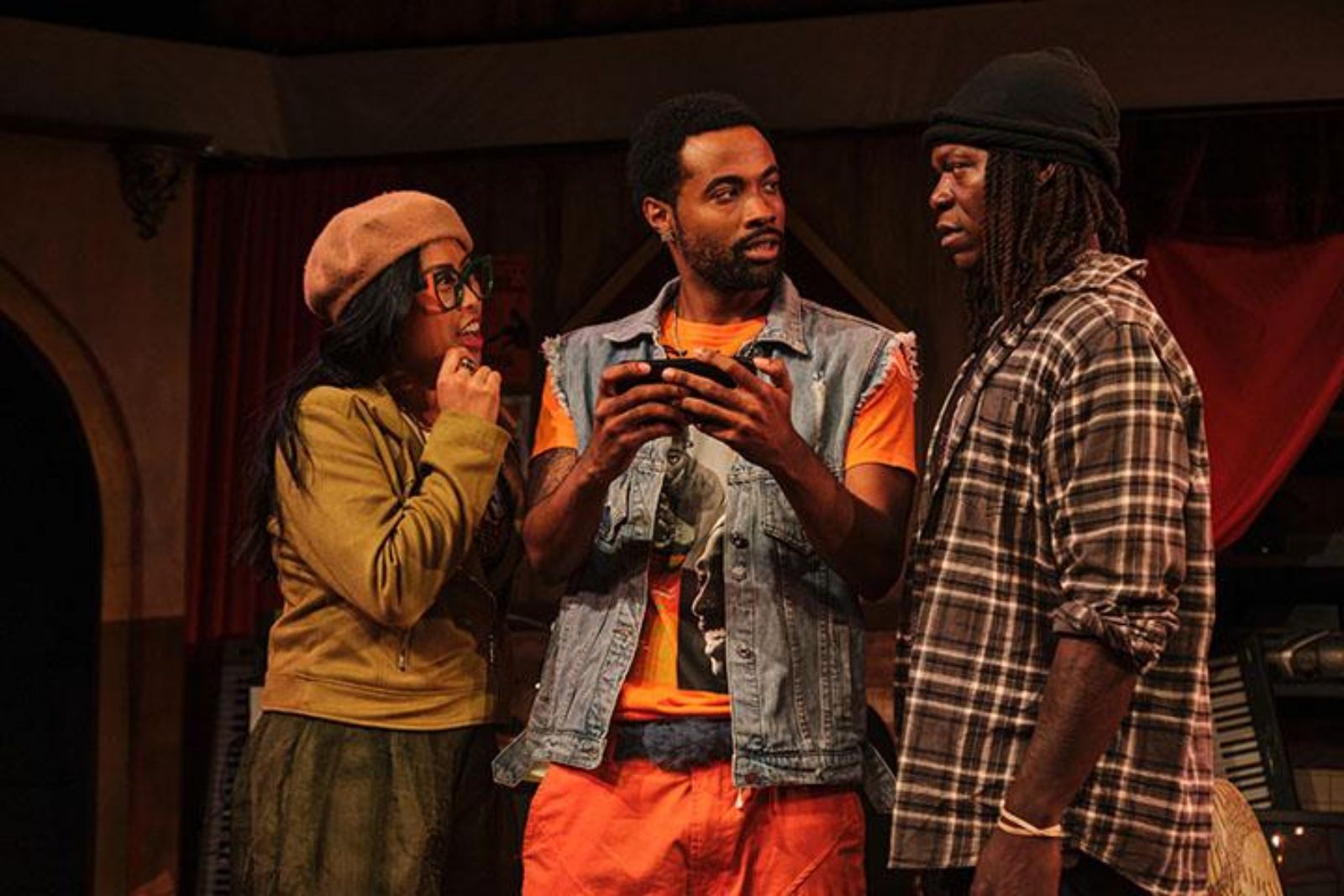 Photos: MUD LIFE Opens at Collaboraction Theatre — photo 10 of 12