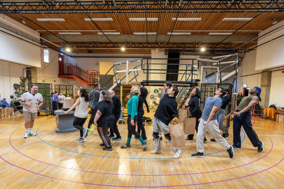 Photos: DR. SEUSS'S HOW THE GRINCH STOLE CHRISTMAS! THE MUSICAL In Rehearsal at Leeds Playhouse — photo 4 of 22