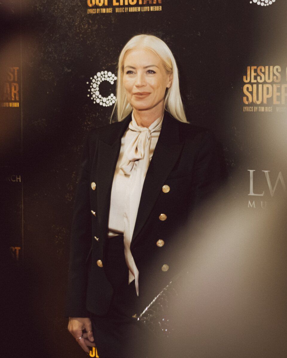 Photos: Graham Norton, Amy Dowden and More Attend JESUS CHRIST SUPERSTAR Cancer Research UK Gala — photo 5 of 43