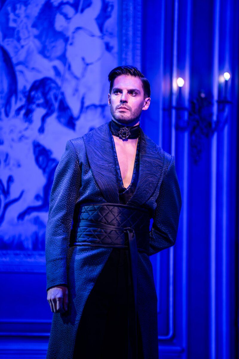 Photos: MOULIN ROUGE! THE MUSICAL Extends in London and Reveals New Photos — photo 1 of 11