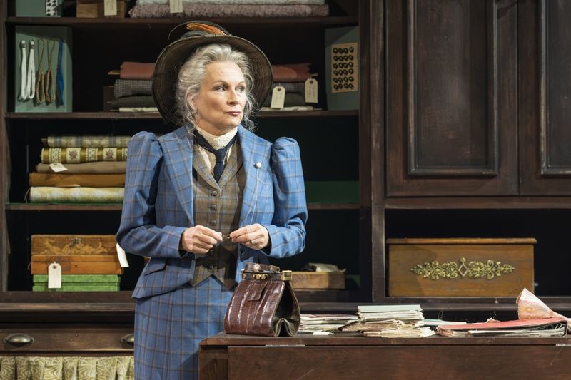 Review: THE SEA, Starring Jennifer Saunders Image