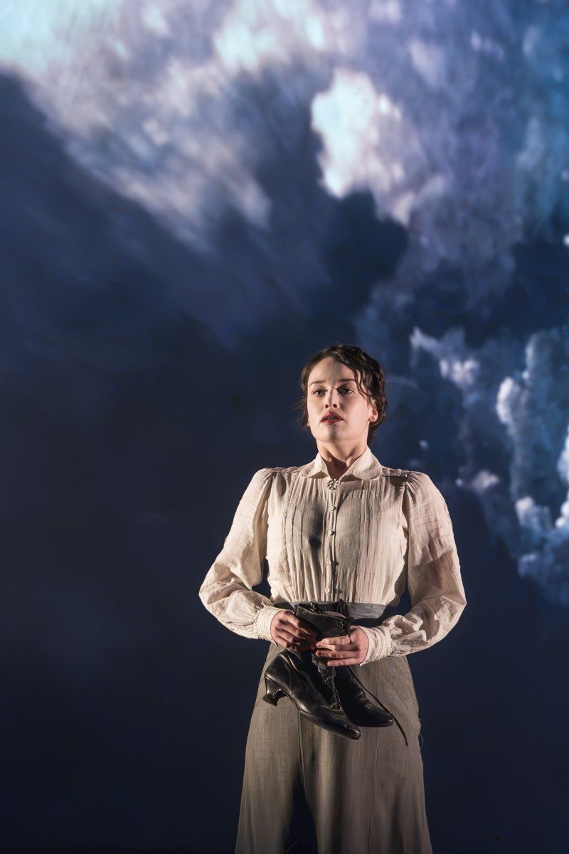 Review: THE SEA, Starring Jennifer Saunders Image