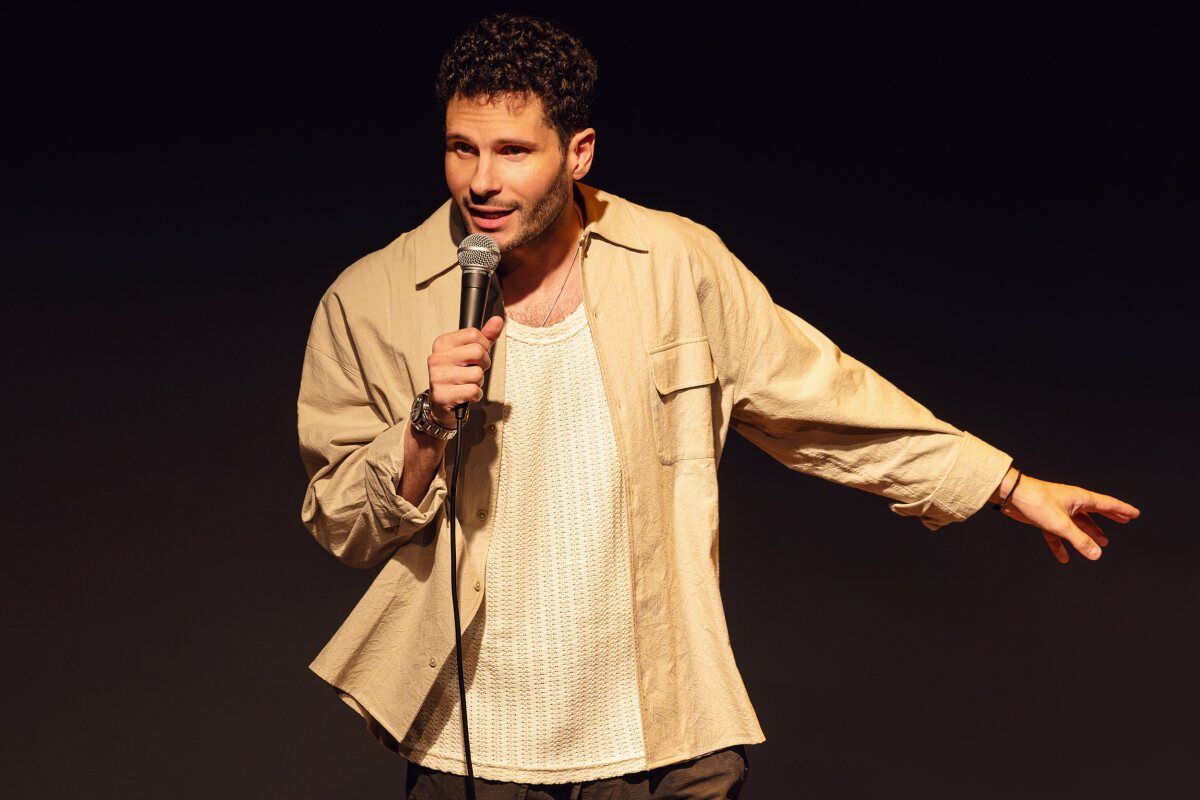 Photos: Drew Michael in LOVE ME at SoHo Playhouse — photo 6 of 11