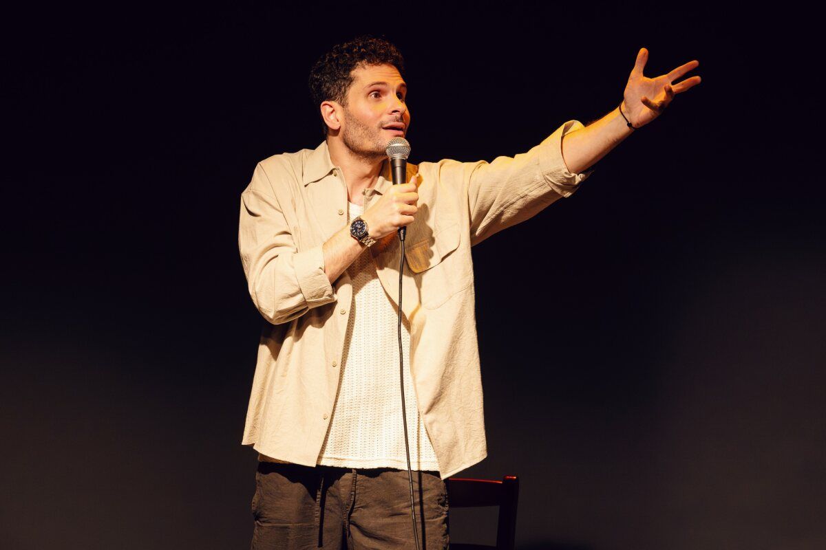 Photos: Drew Michael in LOVE ME at SoHo Playhouse — photo 11 of 11