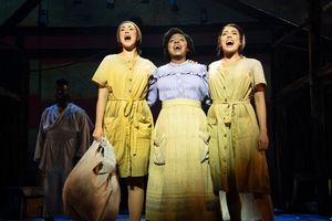 Solea Pfeiffer, Ledisi, Liisi LaFontaine @ BroadwayWorld Solea Pfeiffer, Ledisi, Liisi LaFontaine Photo