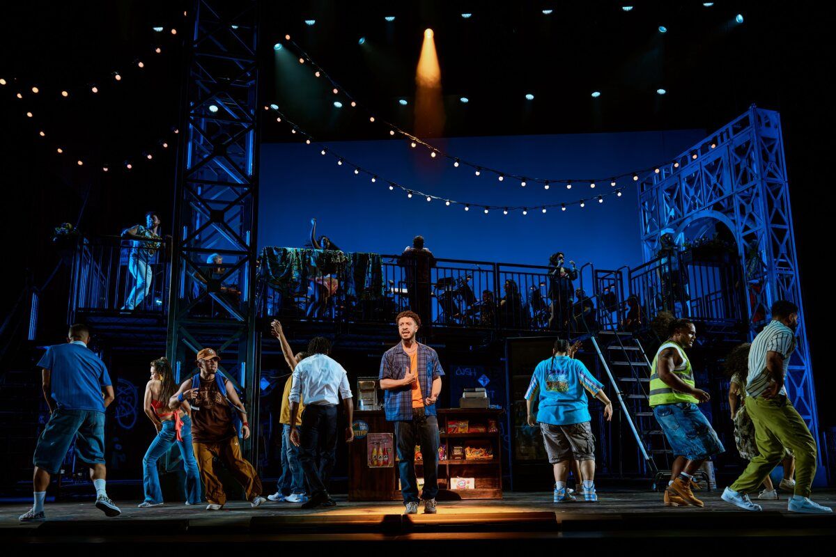 Photos: Head Back to the Barrio for a First Look at IN THE HEIGHTS — photo 9 of 16