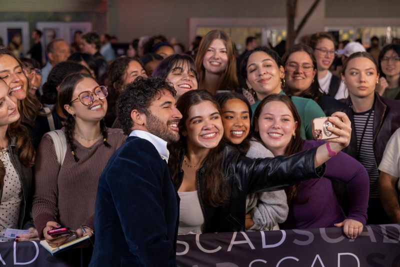 Photos: Carrie Coon, John Cho, Billie Piper, Emmy Rossum Honored at SCAD Savannah Film Fest — photo 17 of 38