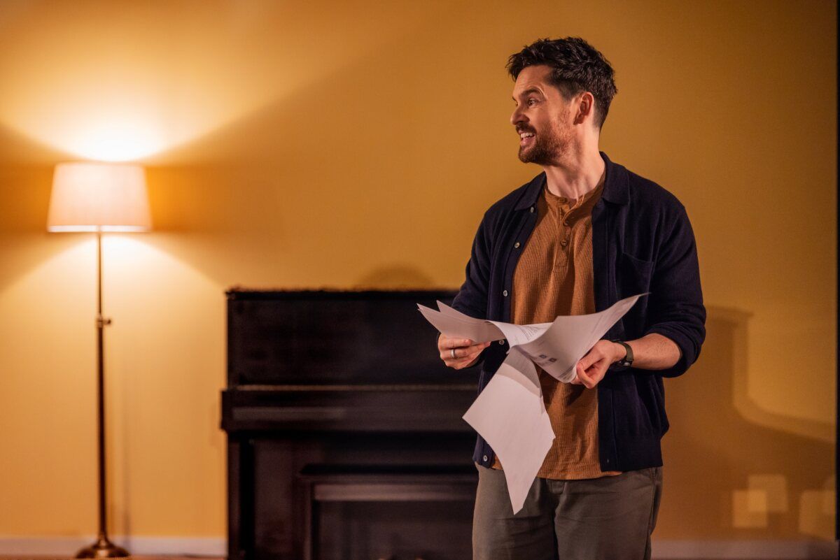 Photos: Lauren Ambrose, Tom Riley and More in THE UNBELIEVERS — photo 6 of 13