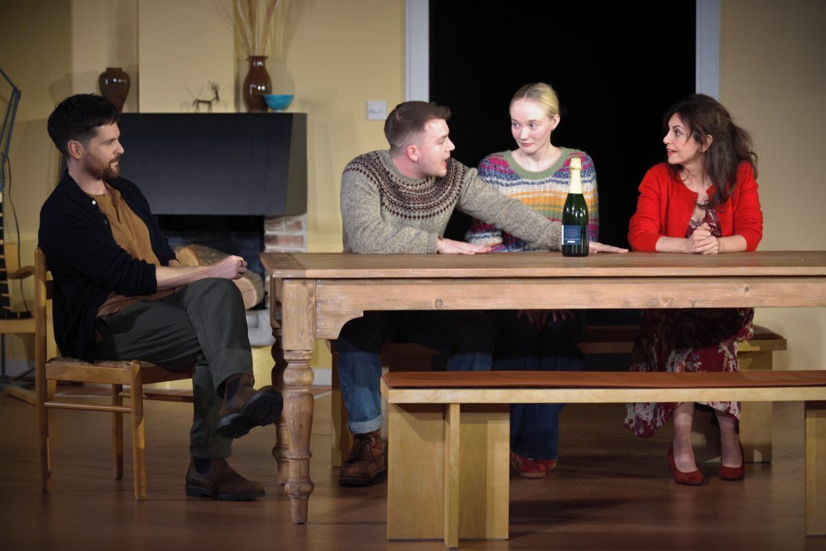 Photos: Lauren Ambrose, Tom Riley and More in THE UNBELIEVERS — photo 11 of 13