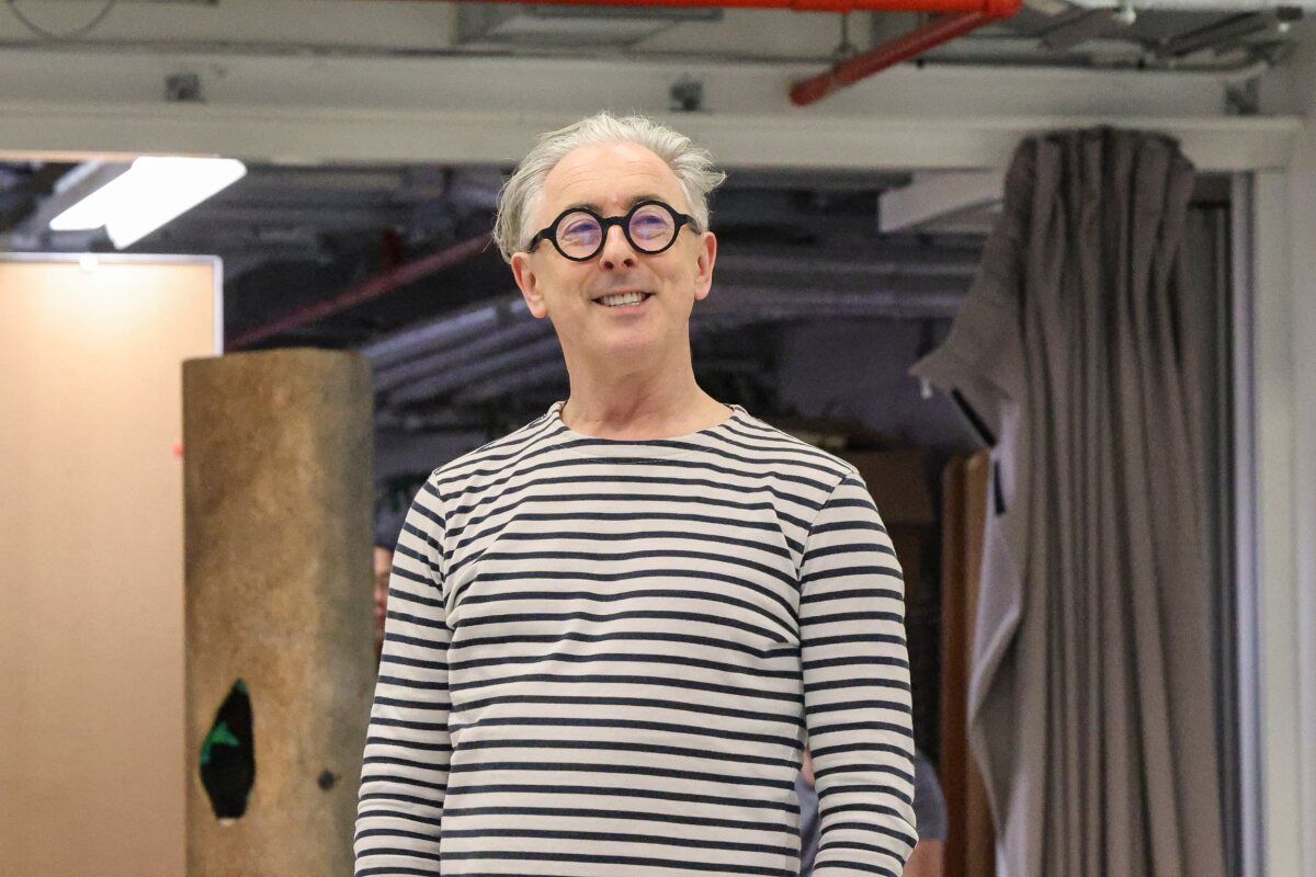 Photos: Alan Cumming and More in Rehearsal For MY FAIR LADY at Pitlochry Festival Theatre — photo 5 of 9
