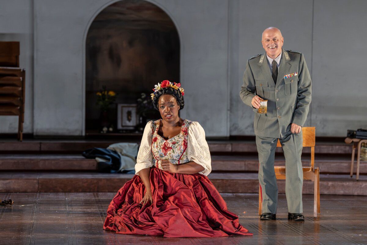 Photos: English National Opera Performs TOSCA at the London Coliseum — photo 25 of 27