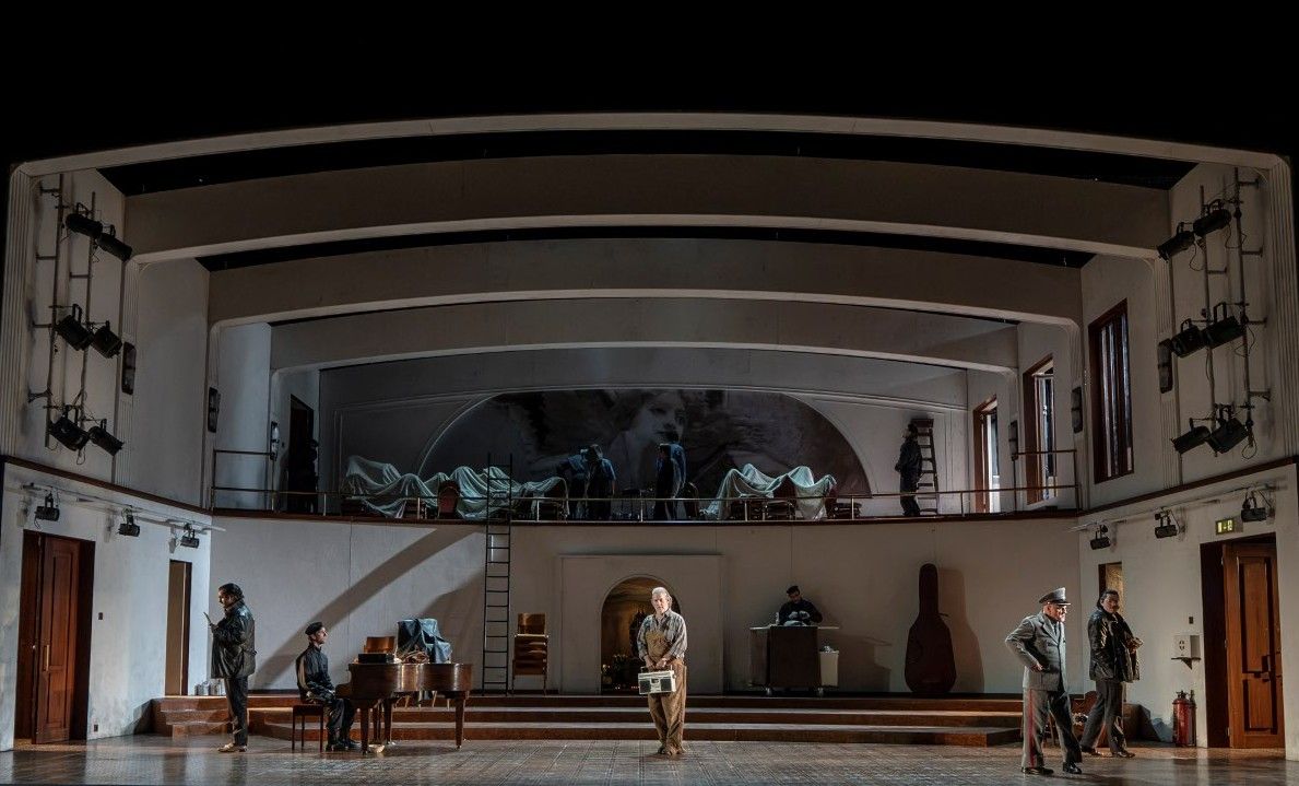 Photos: English National Opera Performs TOSCA at the London Coliseum — photo 4 of 27