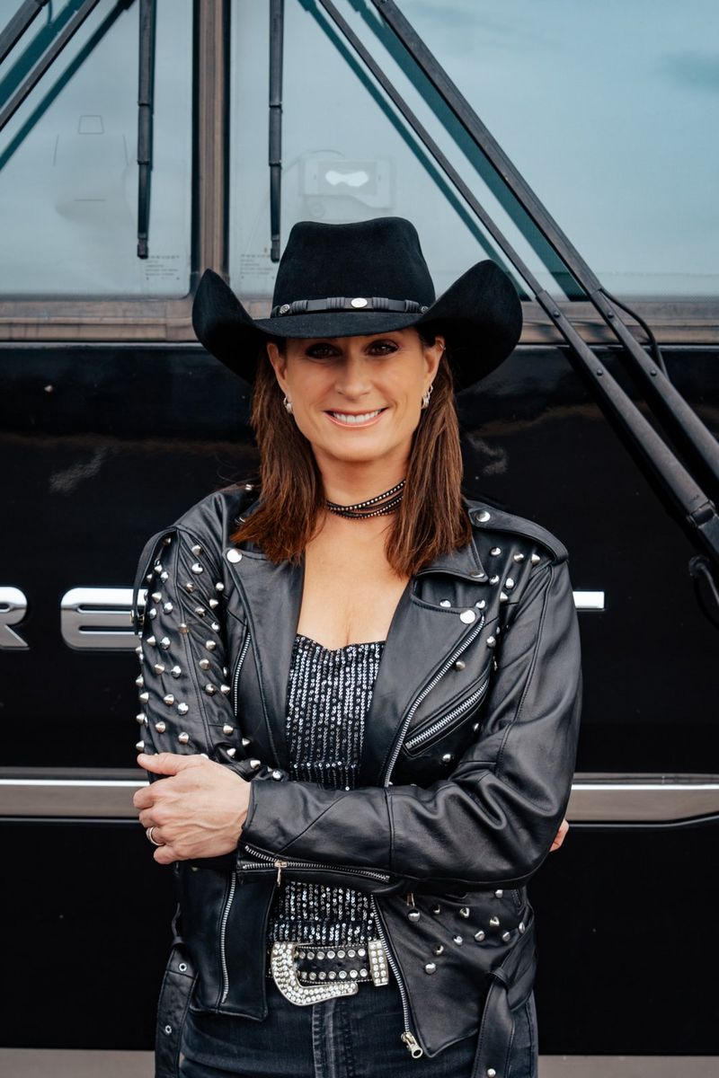 Terri Clark Releases TERRI CLARK: LIVE FROM THE RYMAN Image