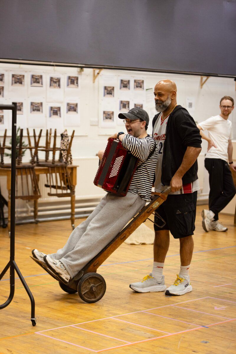 Photos: Inside Rehearsals for A CHRISTMAS CAROL at The Royal Lyceum Theatre Edinburgh — photo 13 of 28
