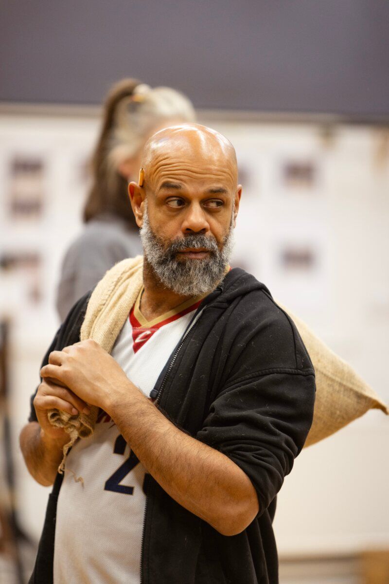 Photos: Inside Rehearsals for A CHRISTMAS CAROL at The Royal Lyceum Theatre Edinburgh — photo 6 of 28