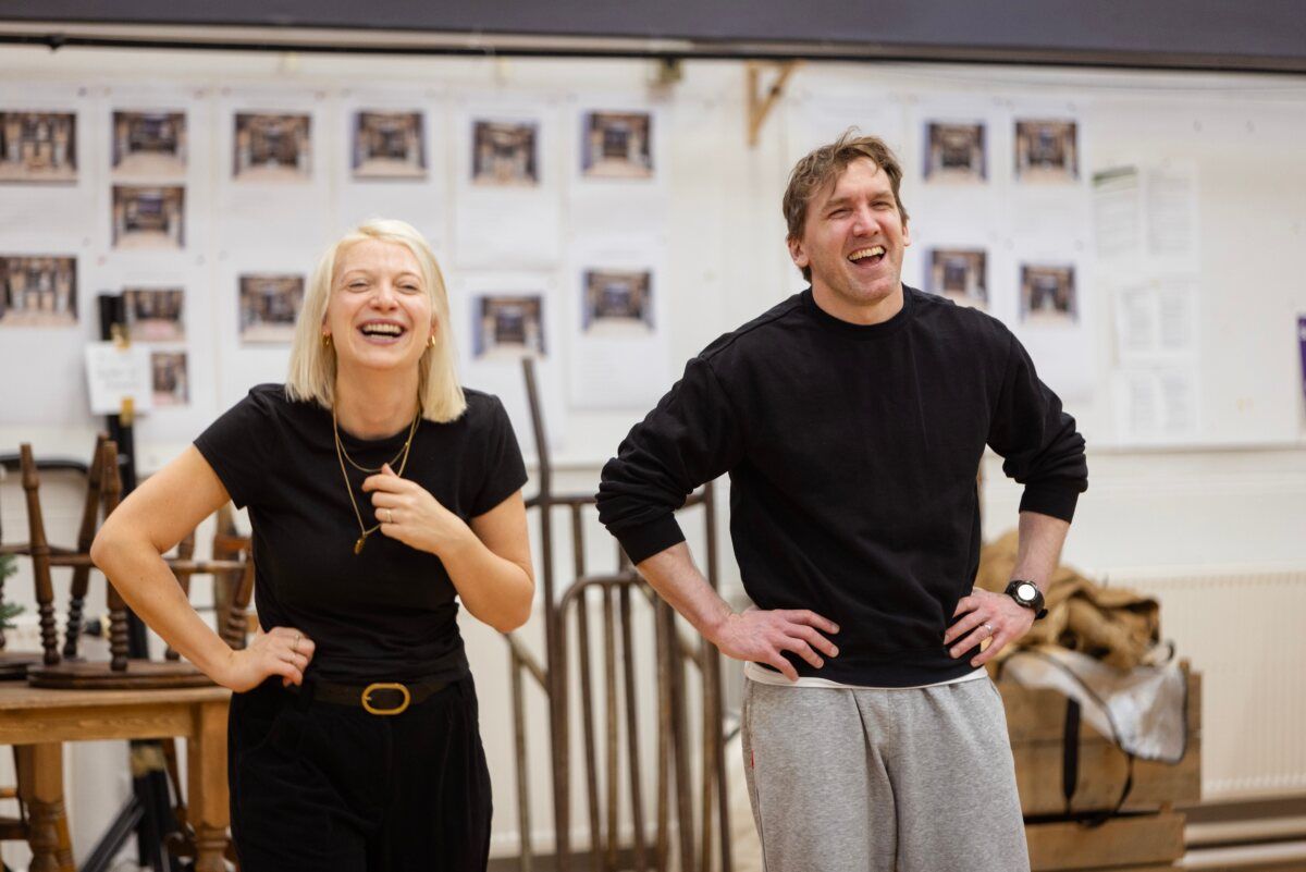 Photos: Inside Rehearsals for A CHRISTMAS CAROL at The Royal Lyceum Theatre Edinburgh — photo 2 of 28