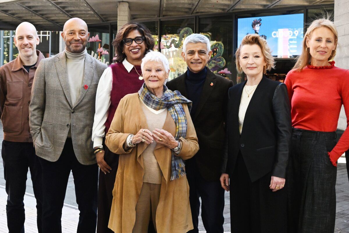 Photos: Judi Dench, Lesley Manville and More Unveil National Theatre Installation — photo 4 of 10