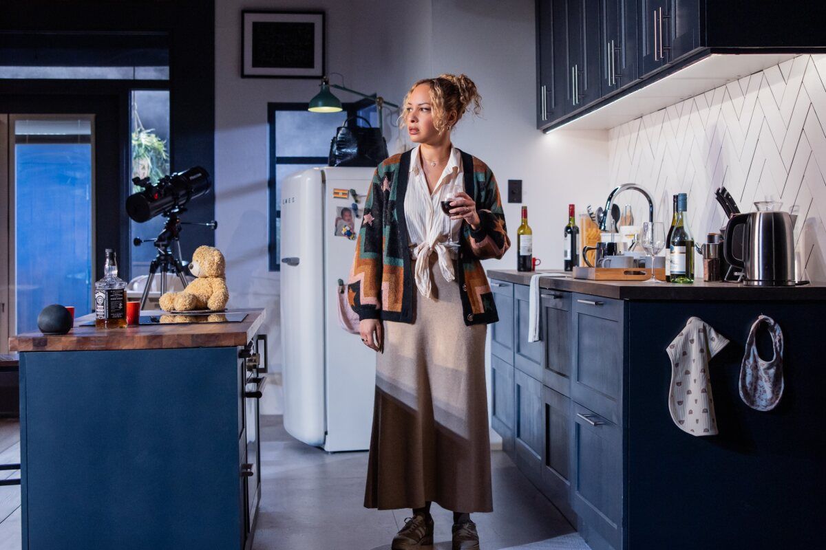 Photos: Anna Camp, Jasmine Cephas Jones and More in 2:22 - A GHOST STORY — photo 9 of 13