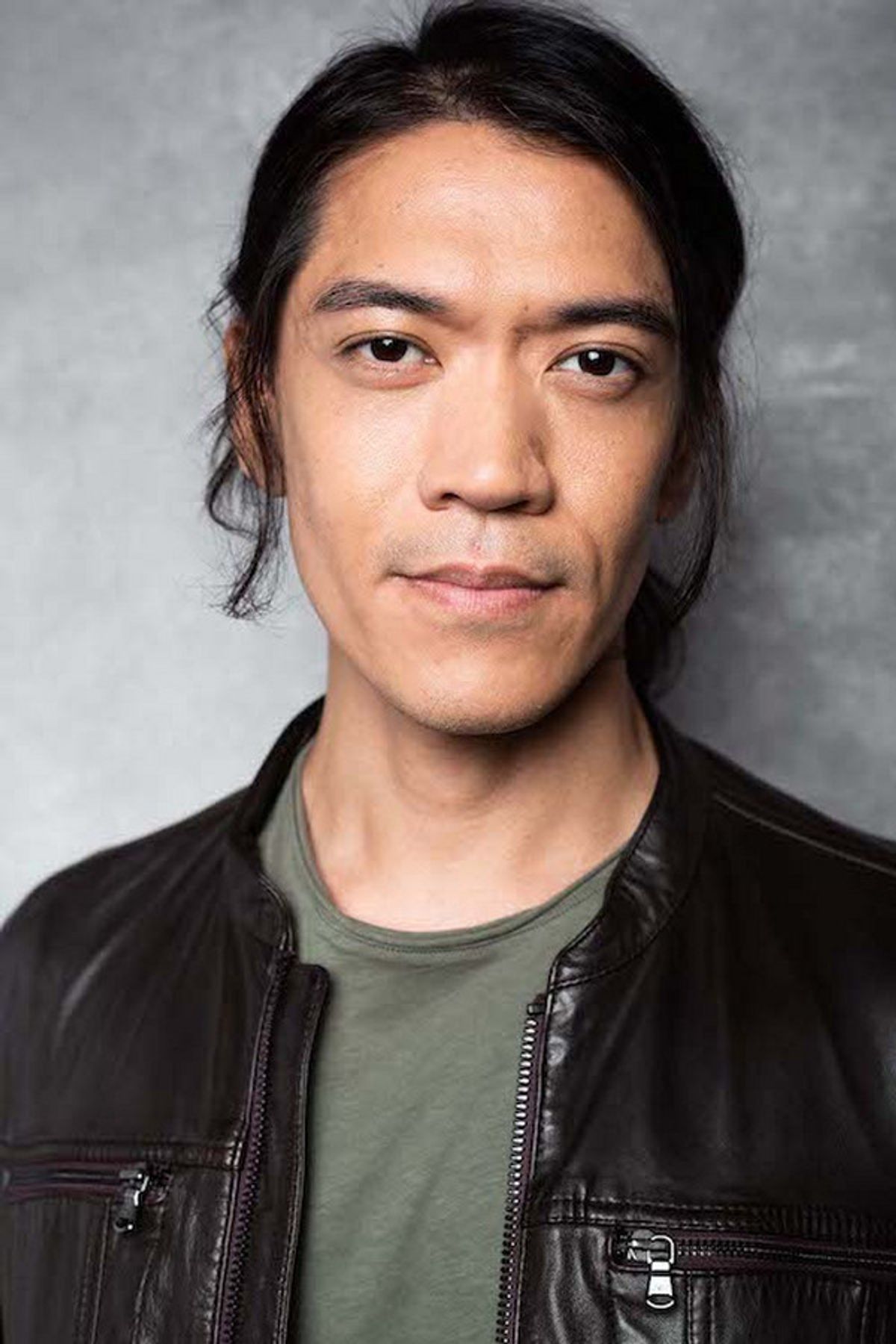 Moses Villarama Headshot
