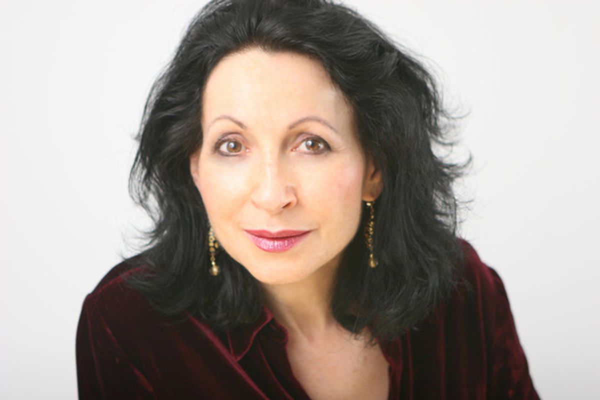 Janice Hall Headshot