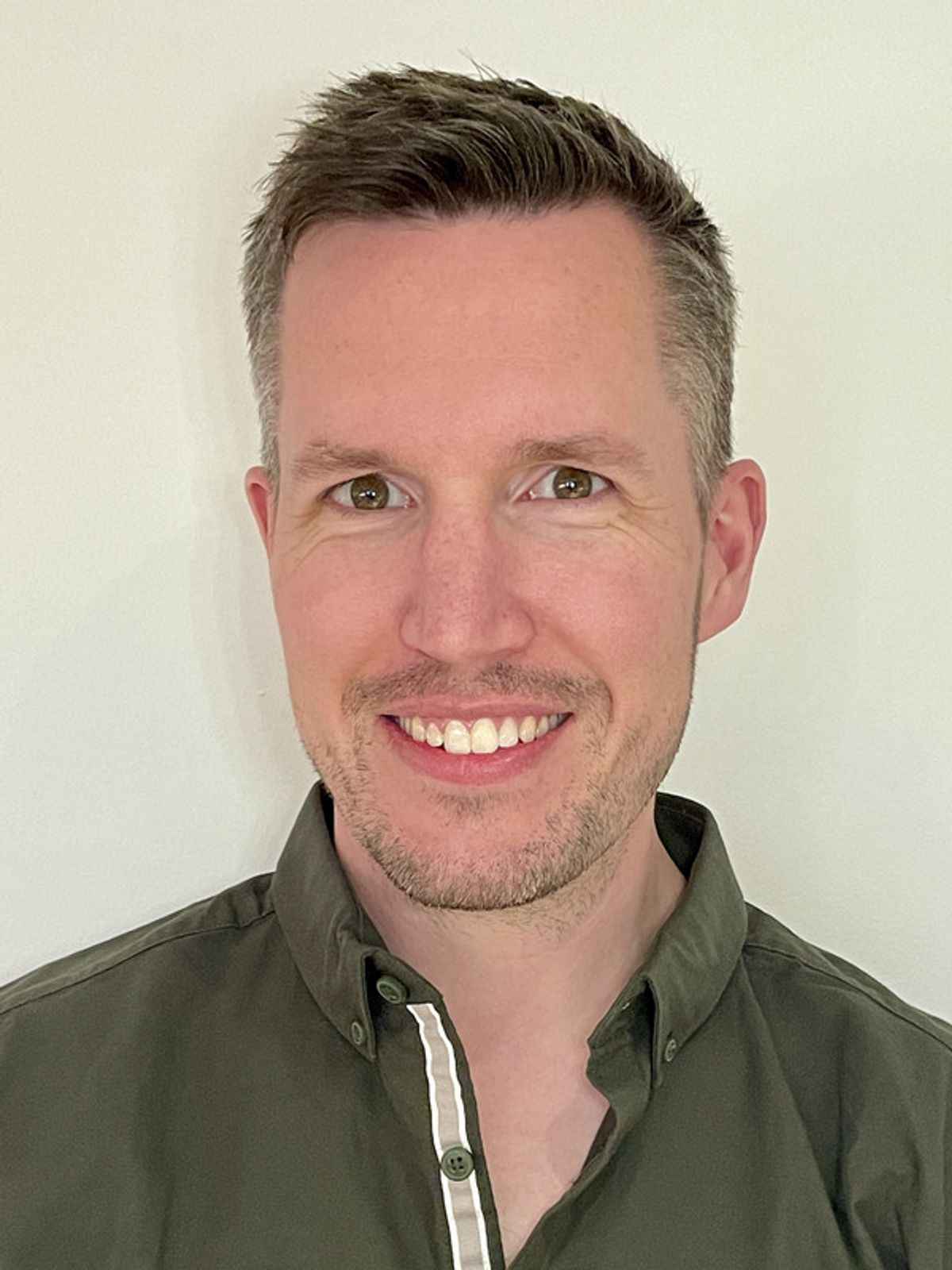 Adam Fisher Headshot