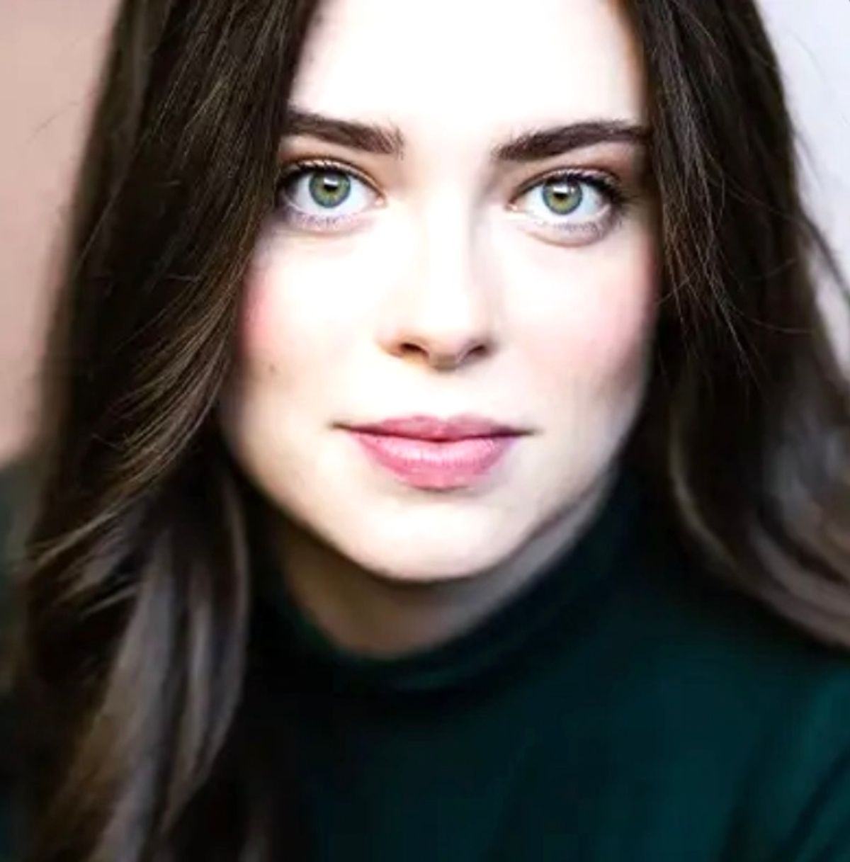 Sadie Veach Headshot