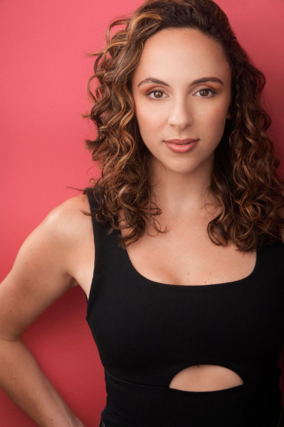 Olivia Valli Headshot