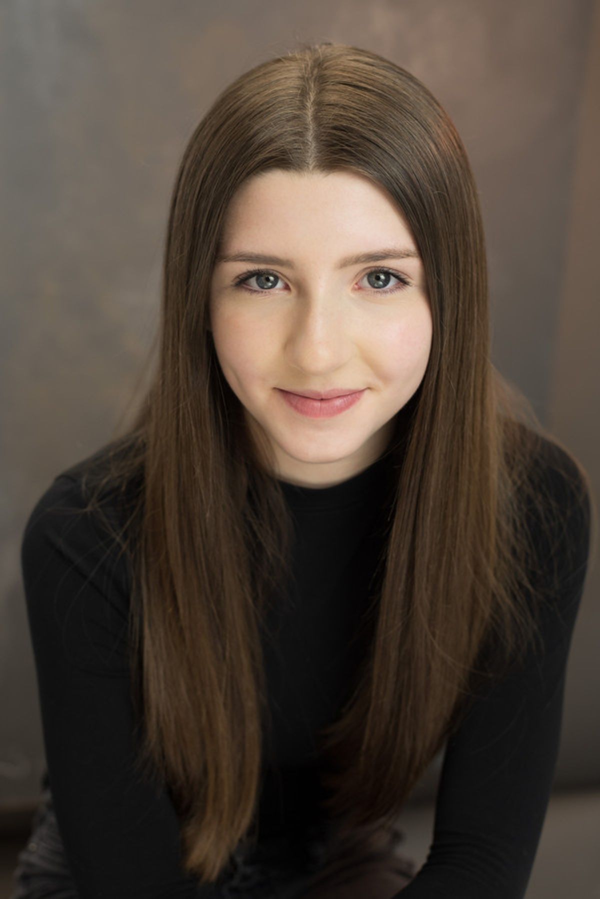 Isabelle Burnham Headshot