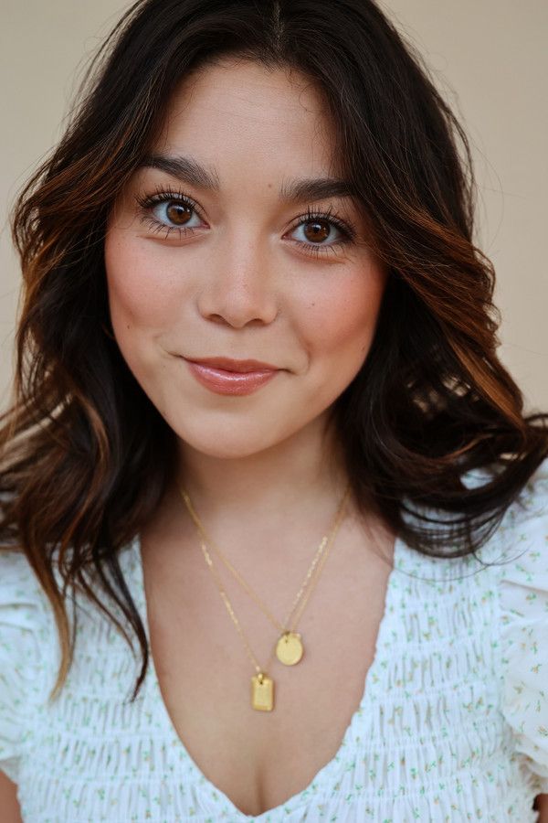 Ana Yi Puig Photo